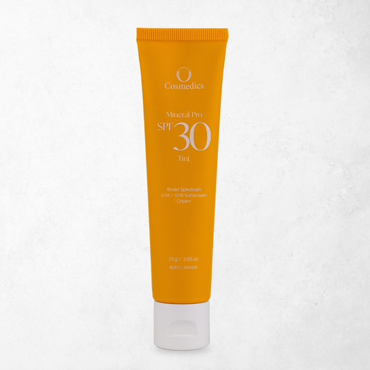 O COSMEDICS Mineral Pro SPF 30+ Tinted 75g
